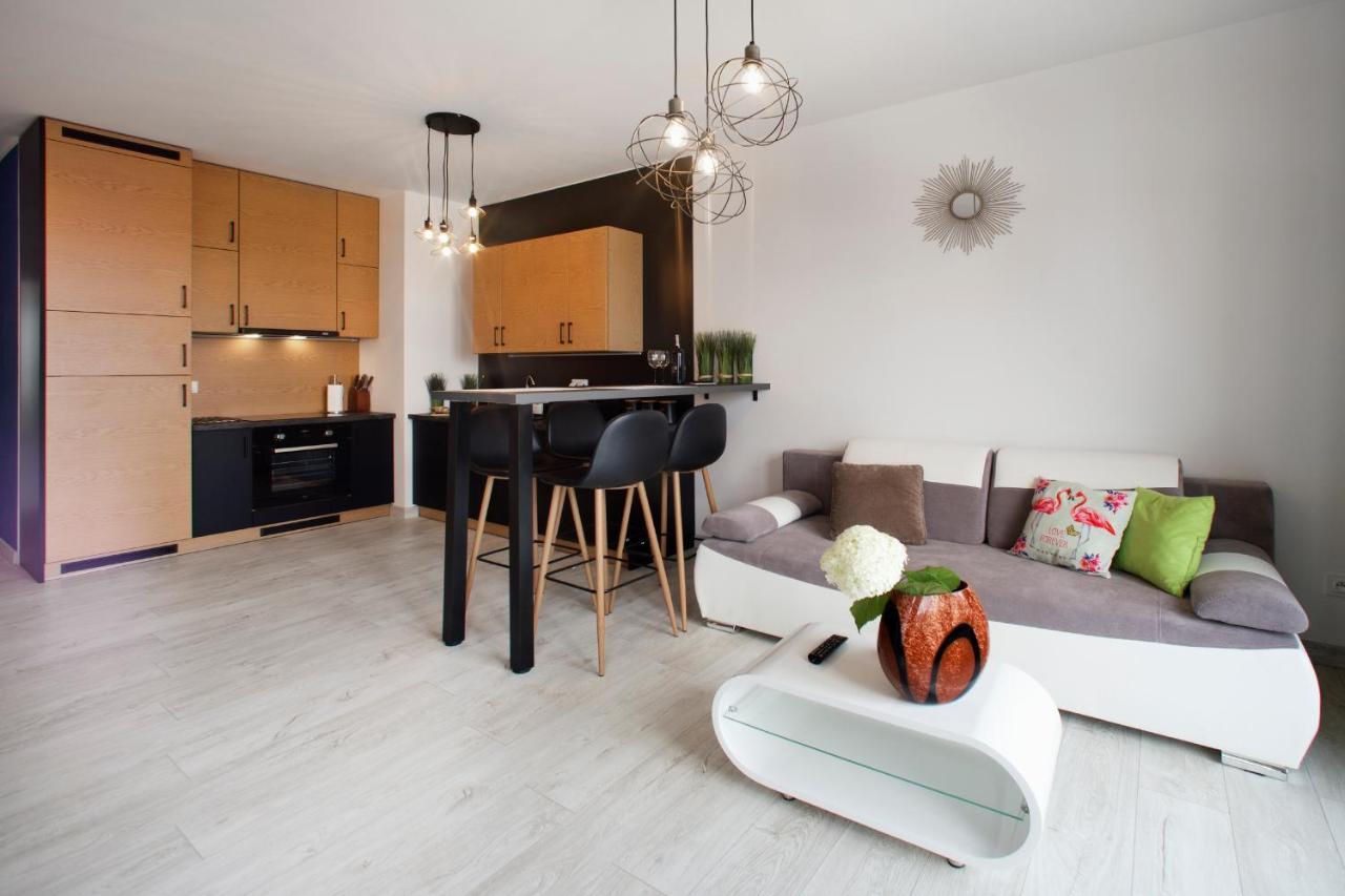 Cybernetyki 6B Serviced Accommodation วอร์ซอ ภายนอก รูปภาพ